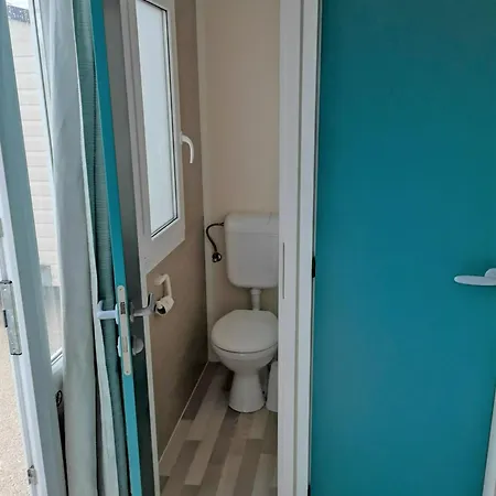 West Coast Mobilhome With Xxl Terrace In Naturist Solaris Fkk Ferienpark Tar-Vabriga