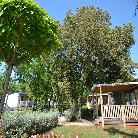 West Coast Mobilhome With Xxl Terrace In Naturist Solaris Fkk Vakantiepark Tar-Vabriga
